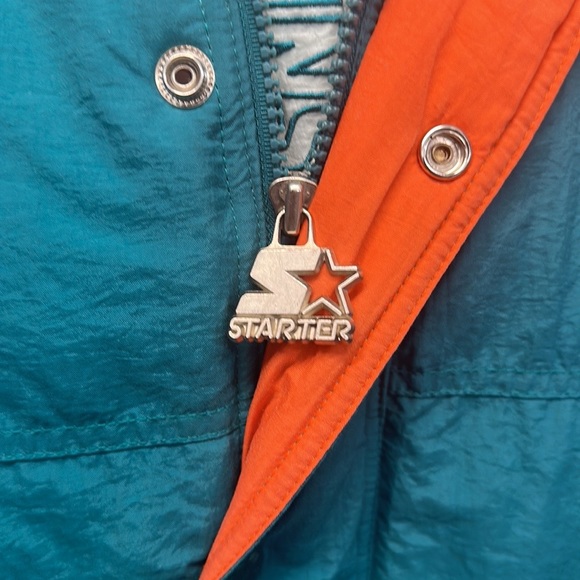 Vintage Miami Dolphins NFL Starter Full Embroidered Hooded Puffer Zip Jacket - Picture 13 of 16